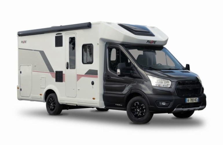 Camping-car profilé 4 places compact